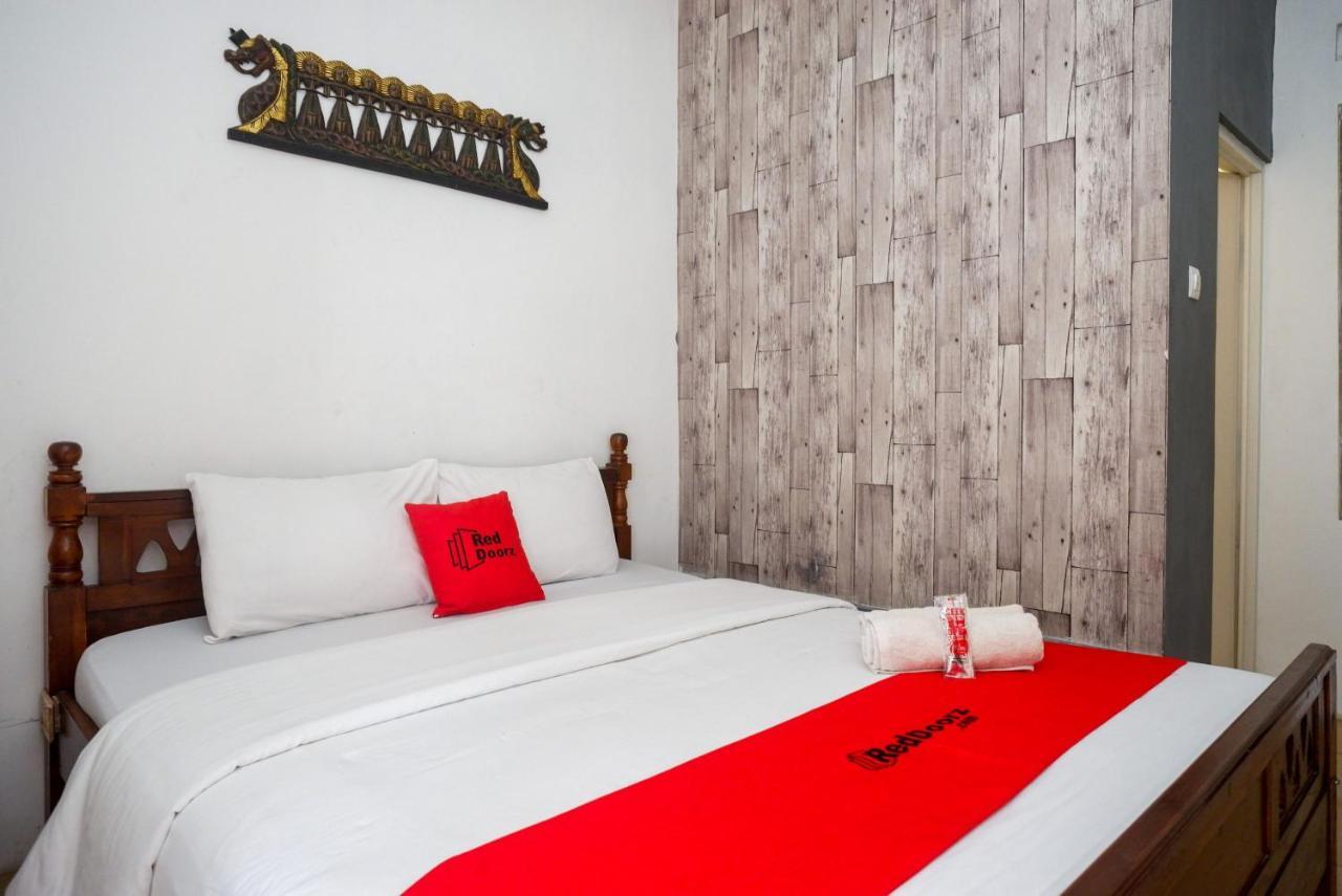 Reddoorz Syariah Near Plengkung Gading 2 Hotel Yogyakarta Kültér fotó