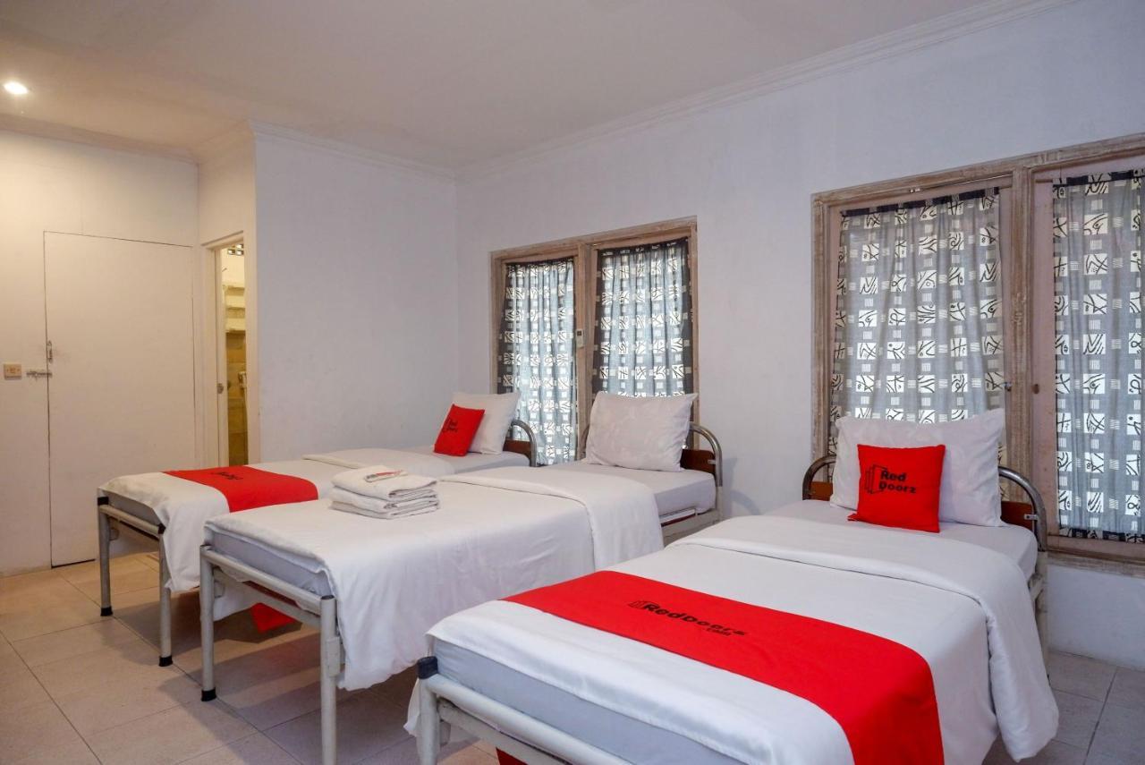 Reddoorz Syariah Near Plengkung Gading 2 Hotel Yogyakarta Kültér fotó