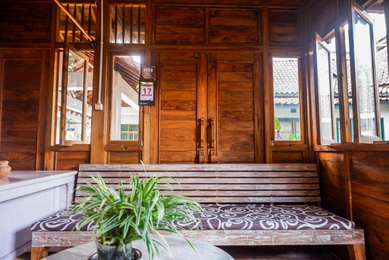 Reddoorz Syariah Near Plengkung Gading 2 Hotel Yogyakarta Kültér fotó