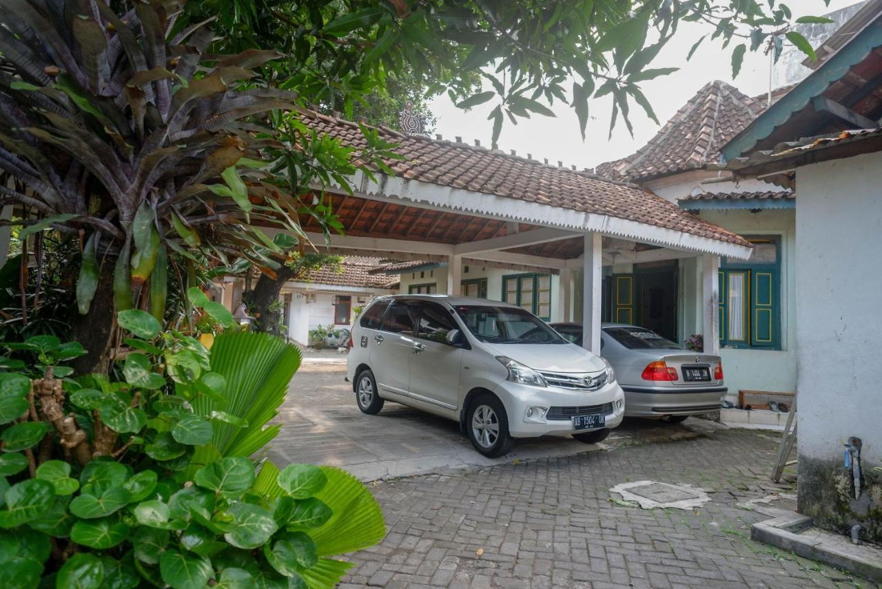 Reddoorz Syariah Near Plengkung Gading 2 Hotel Yogyakarta Kültér fotó