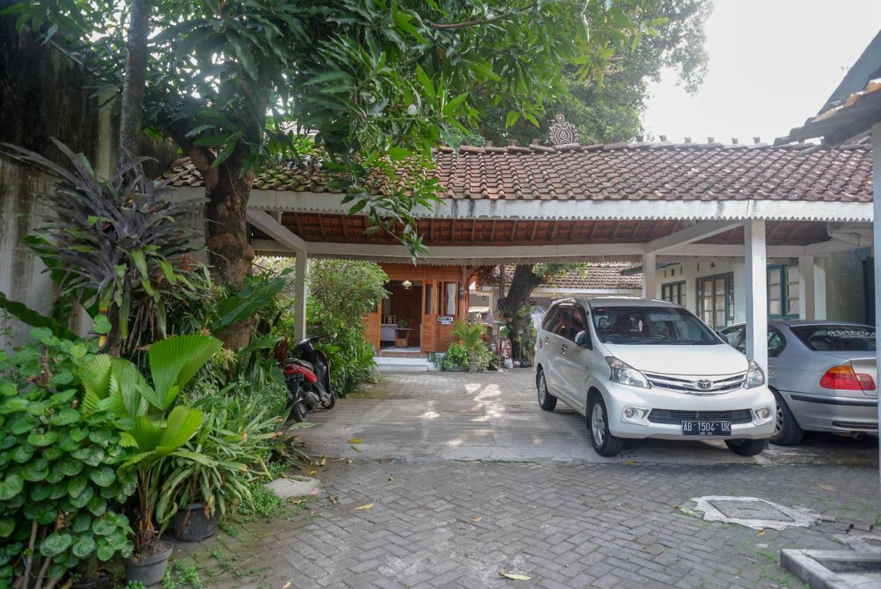 Reddoorz Syariah Near Plengkung Gading 2 Hotel Yogyakarta Kültér fotó