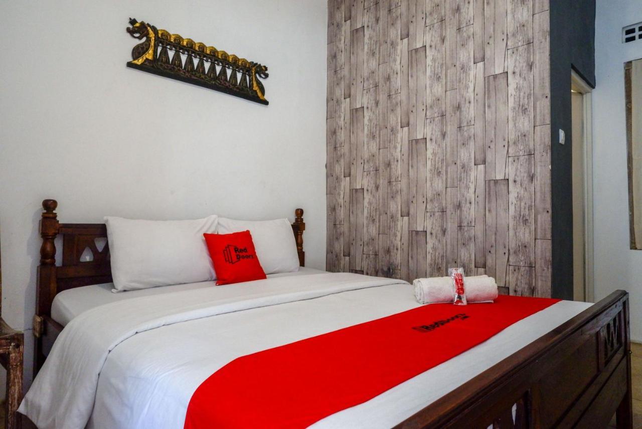 Reddoorz Syariah Near Plengkung Gading 2 Hotel Yogyakarta Kültér fotó