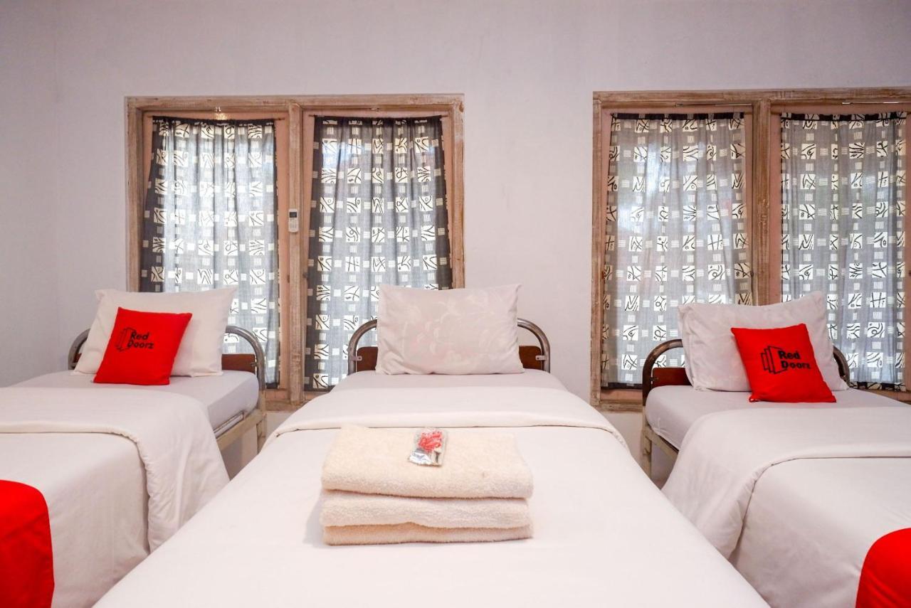 Reddoorz Syariah Near Plengkung Gading 2 Hotel Yogyakarta Kültér fotó