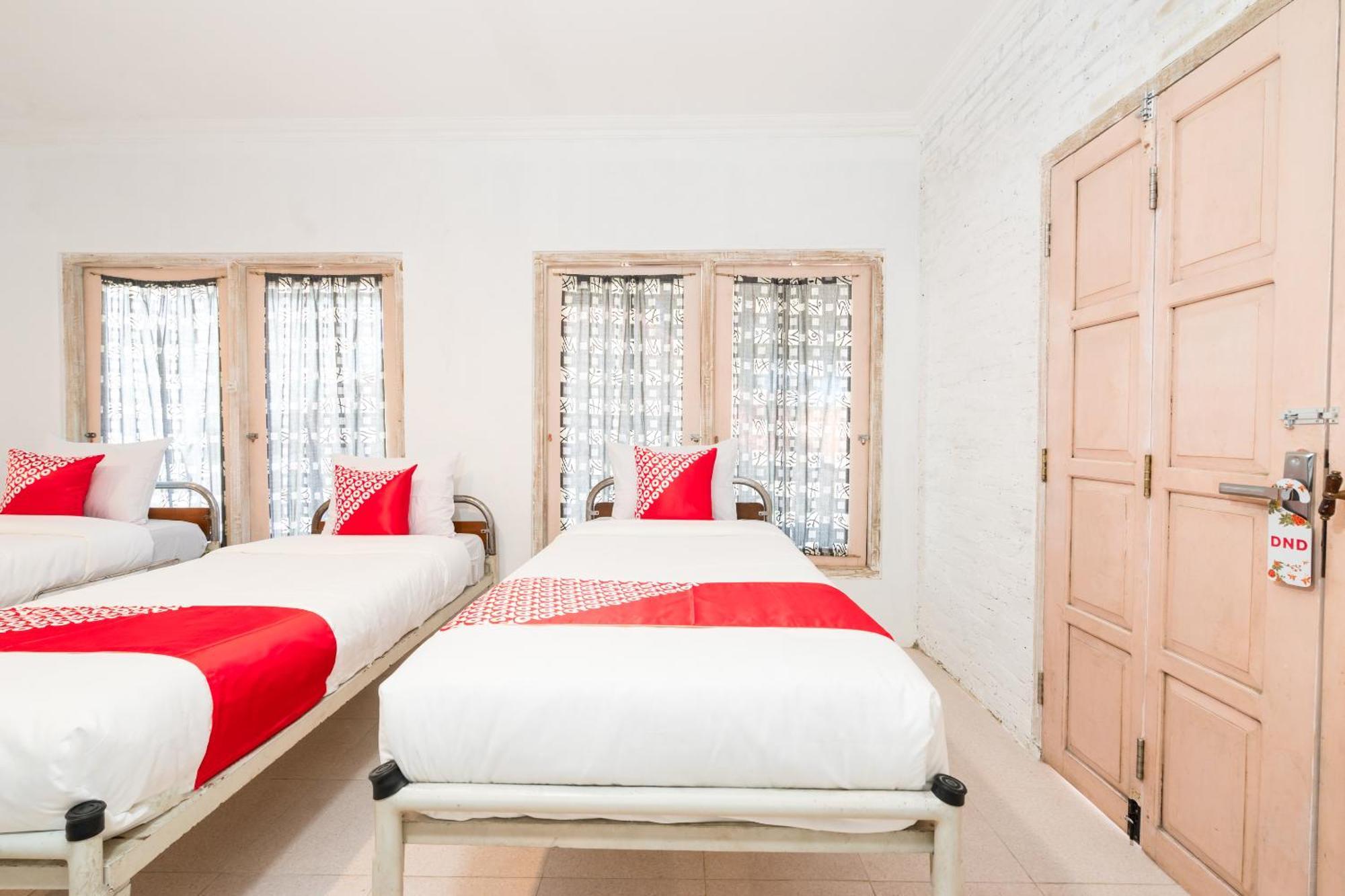 Reddoorz Syariah Near Plengkung Gading 2 Hotel Yogyakarta Kültér fotó